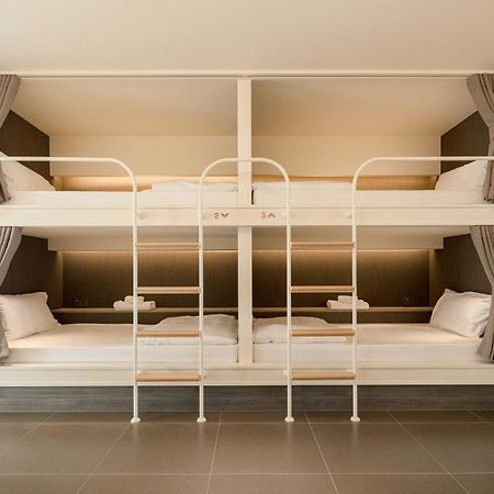 Yanh Ratchawat Hotel Банкок Екстериор снимка