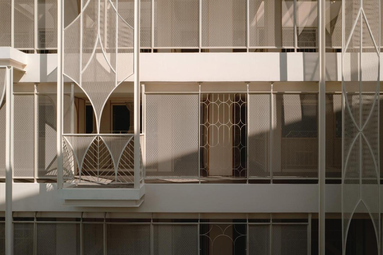 Yanh Ratchawat Hotel Банкок Екстериор снимка